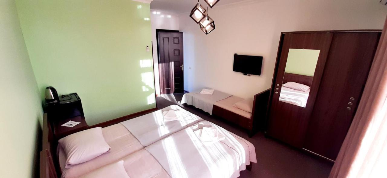 Hotel Tamazi Kobuleti Esterno foto