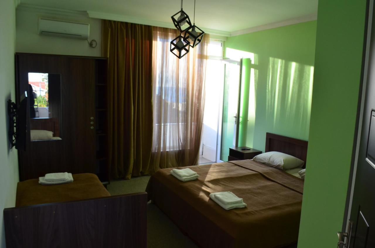 Hotel Tamazi Kobuleti Esterno foto
